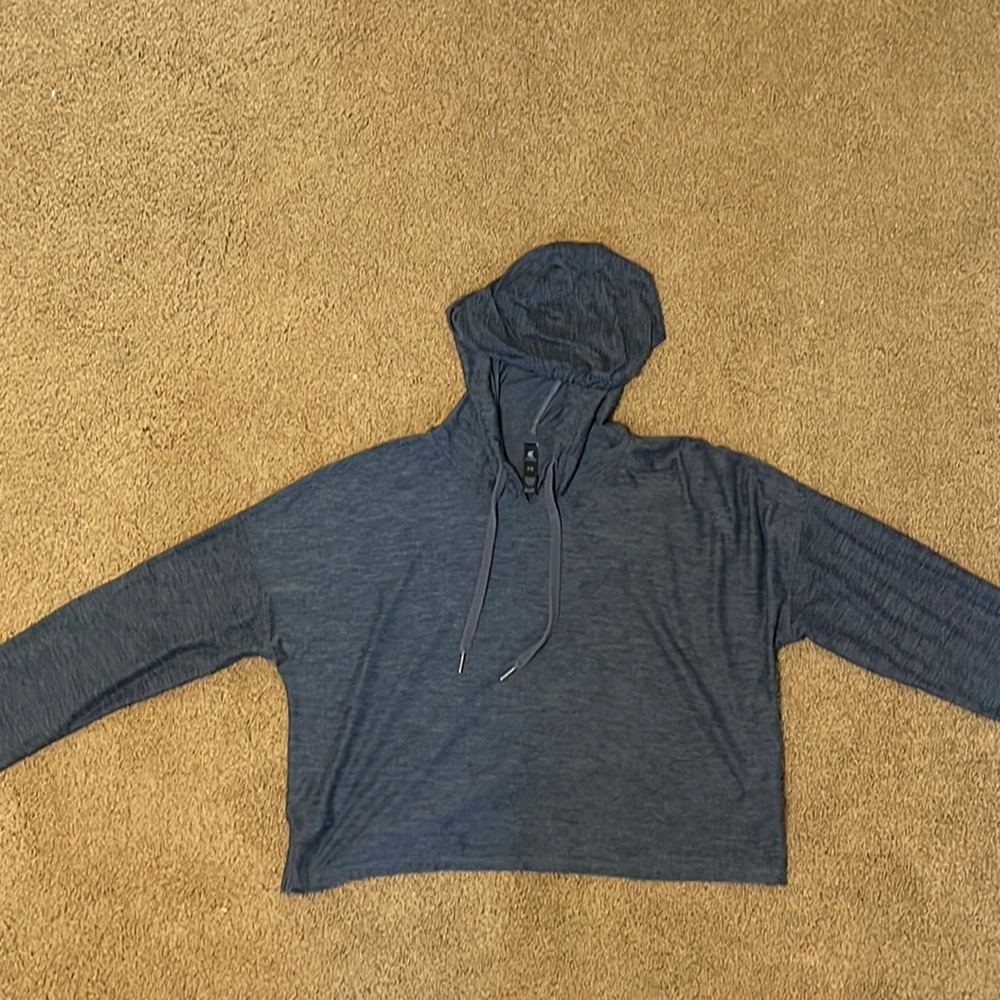 Cropped hoodie
